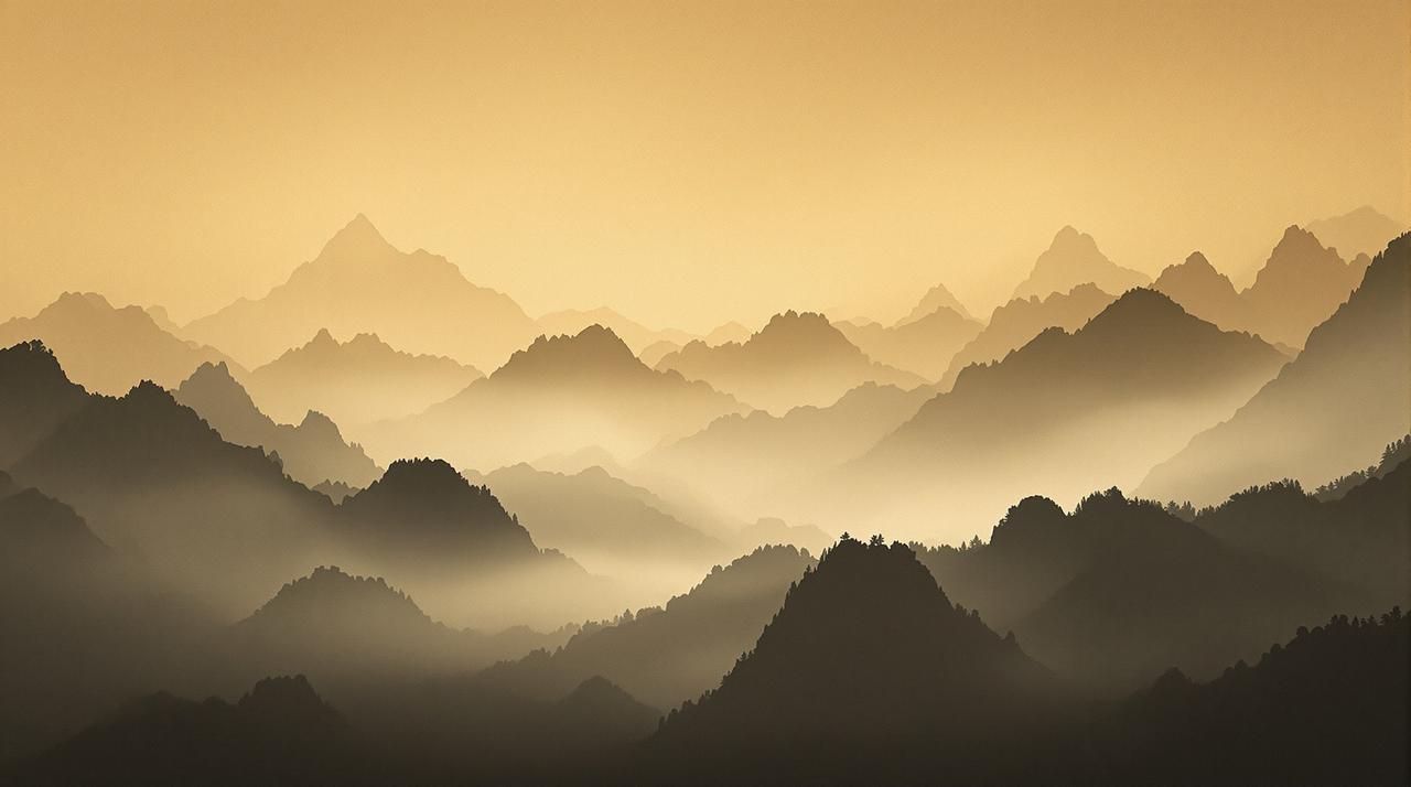 虫虫动漫 - 国风山水墨韵背景